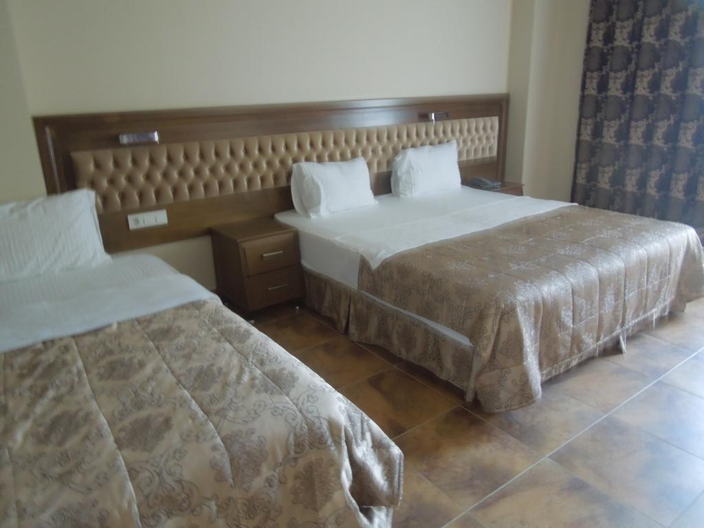 Masi Hotel İmroz Habitación foto