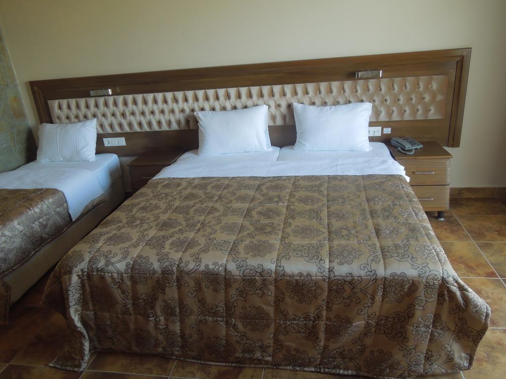 Masi Hotel İmroz Habitación foto