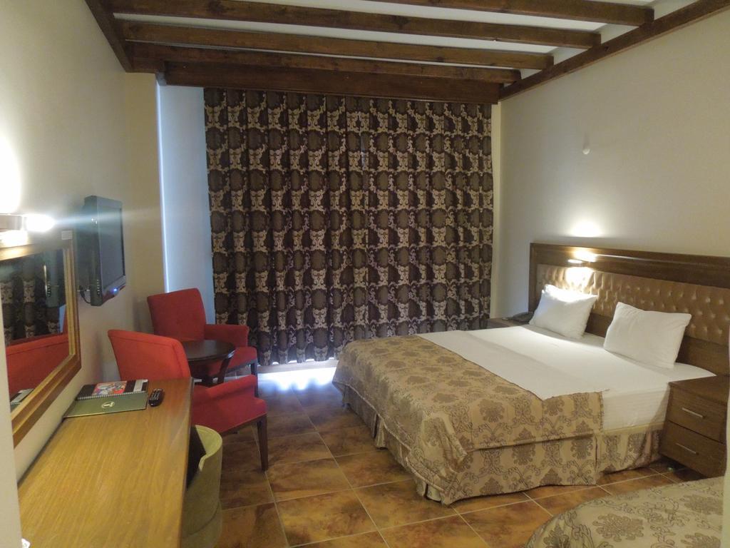 Masi Hotel İmroz Habitación foto